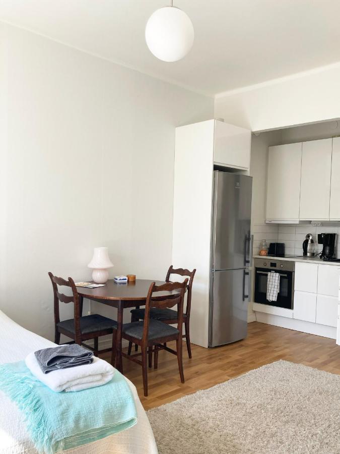 Bright One-Room Studio In The Heart Of Kallio Гельсінкі Екстер'єр фото